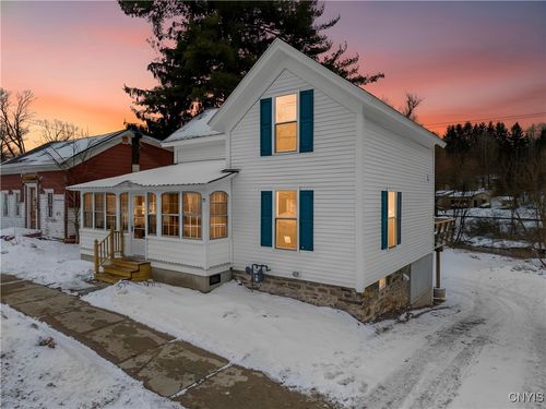 71 W Main St, Morrisville, NY, 13408-7730 | Card Image