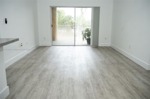 apt-311-2600 S University Dr, Davie, FL, 33328-1467 | Card Image