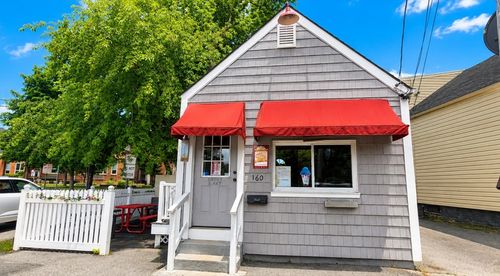 160 Lynn St, Peabody, MA, 01960-6415 | Card Image