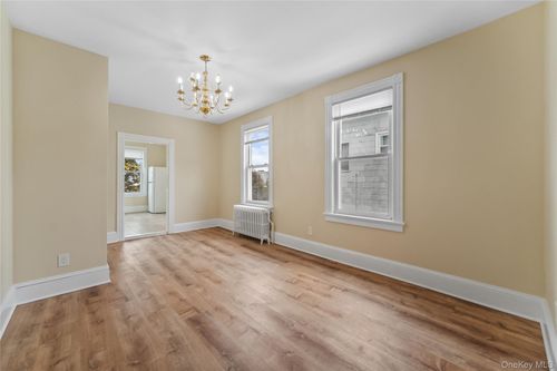 fl-2nd-81 N Washington St, Tarrytown, NY, 10591-3338 | Card Image