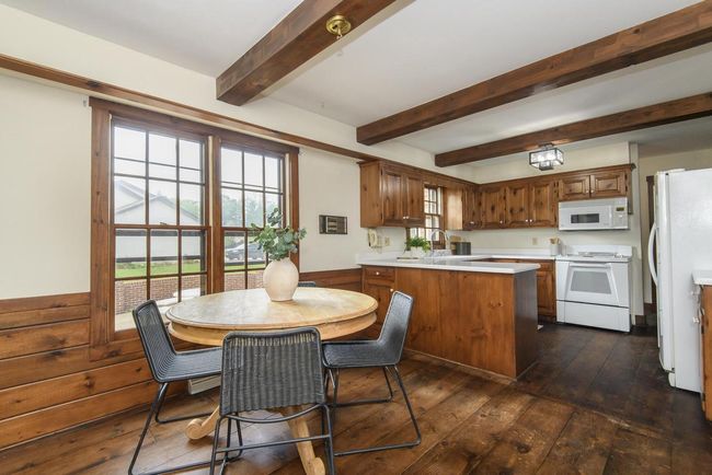 20800 Brook Park Drive, House other with 4 bedrooms, 2 bathrooms and null parking in Brookfield WI | Image 10