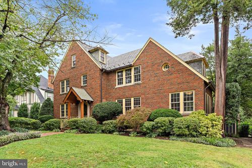 3805 Gramercy St Nw, WASHINGTON, DC, 20016-4225 | Card Image