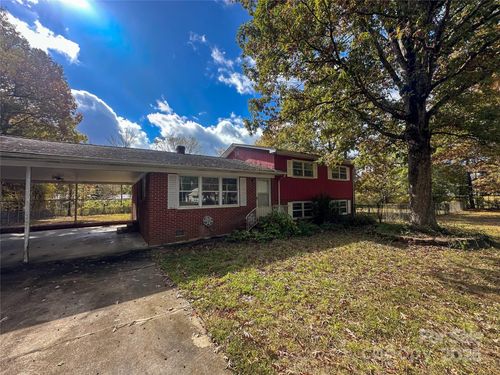 1910 Midwood Dr, Albemarle, NC, 28001-6311 | Card Image