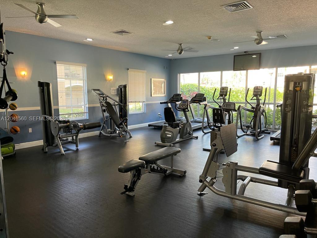 Residential in Pembroke Pines 3