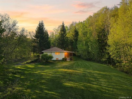 2220 Old Route 17, Roscoe, NY, 12776-6454 | Card Image