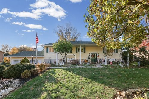 12214 Vince Dr, Doylestown, OH, 44230-9764 | Card Image