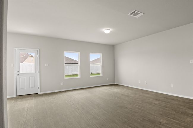 214 Chesterfield Dr, House other with 3 bedrooms, 2 bathrooms and 2 parking in Kyle TX | Image 10