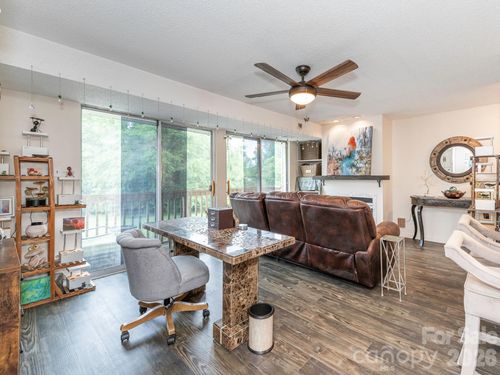 9630 Old Gate Dr, Matthews, NC, 28105-4483 | Card Image