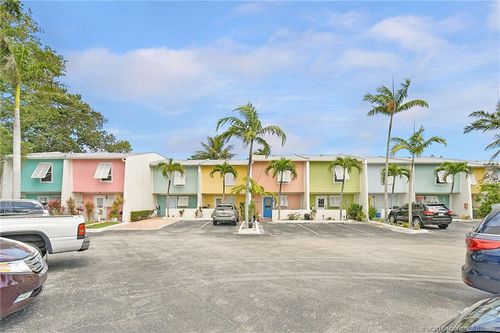 3-3129 Indian St, Stuart, FL, 34997-5135 | Card Image