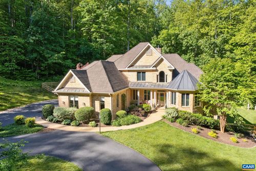 840 Murray Ln, Charlottesville, VA, 22903 | Card Image