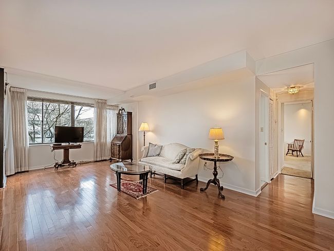 APT-708 - 750 Washington Rd, Condo with 2 bedrooms, 2 bathrooms and null parking in Mt. Lebanon PA | Image 8