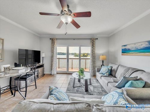 4-12100 Two Rivers Dr, Athens, AL, 35611-8655 | Card Image