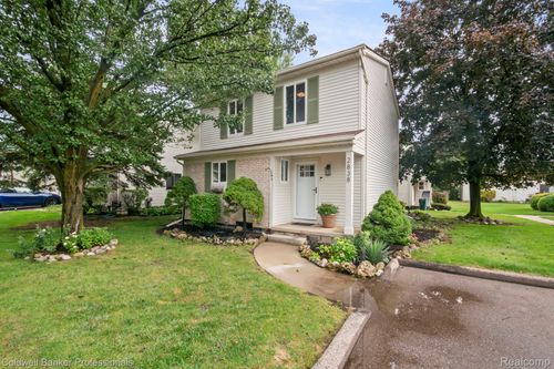 2838 Roundtree Dr, Troy, MI, 48083-2342 | Card Image