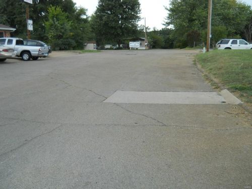 607 Roselane Dr, Farmington, MO, 63640-1985 | Card Image