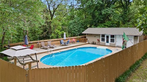 210 Hilltop Dr, Russellville, AR, 72802-8855 | Card Image