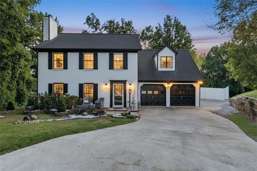 521 Chadborn Ct, Lawrenceville, GA, 30045-9020 | Card Image