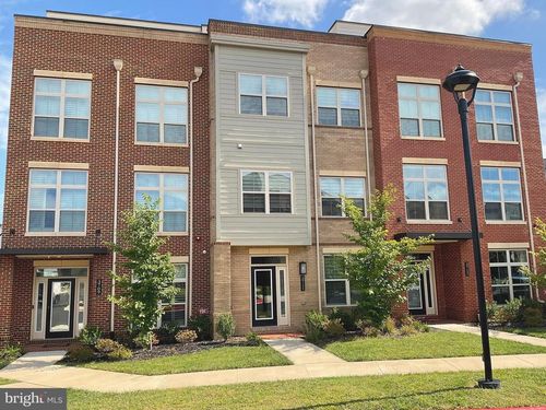 3711 Mayors Way, FAIRFAX, VA, 22030-4742 | Card Image