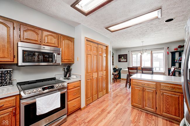 1586 Woodside Dr, House other with 4 bedrooms, 3 bathrooms and null parking in Danville IN | Image 8