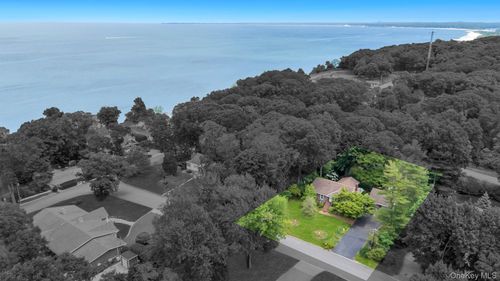 50 Soundview Dr, Northport, NY, 11768-1457 | Card Image