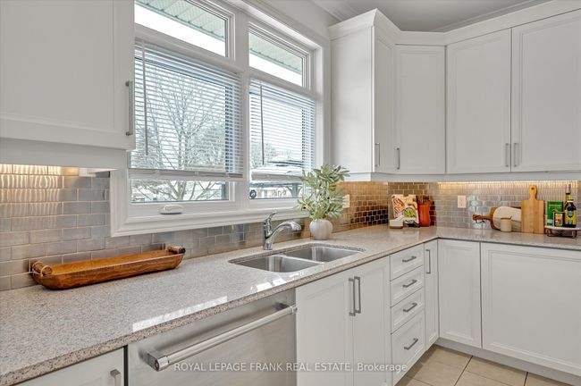 8 - 24 Brinton Dr, Condo with 4 bedrooms, 3 bathrooms and 2 parking in Peterborough ON | Image 17