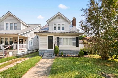 220 Etna St, Russell, KY, 41169-1304 | Card Image