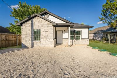 1032 Blueridge Dr, House other with 3 bedrooms, 2 bathrooms and null parking in Canyon Lake TX | Image 1