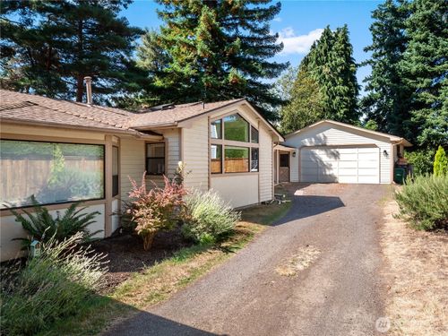 1515 3rd St, Kirkland, WA, 98033-5573 | Card Image