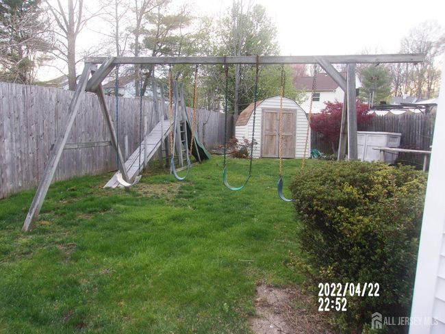 29 Jeffrey Cir, House other with 4 bedrooms, 3 bathrooms and null parking in Dayton NJ | Image 22