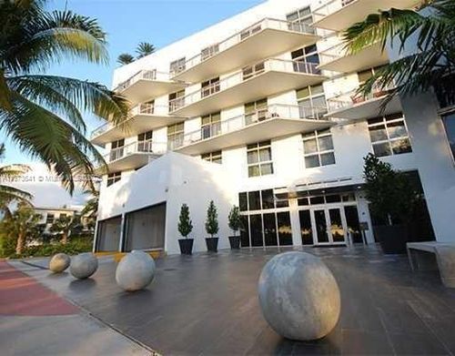 apt-530-2001 Meridian Ave, Miami Beach, FL, 33139-1553 | Card Image