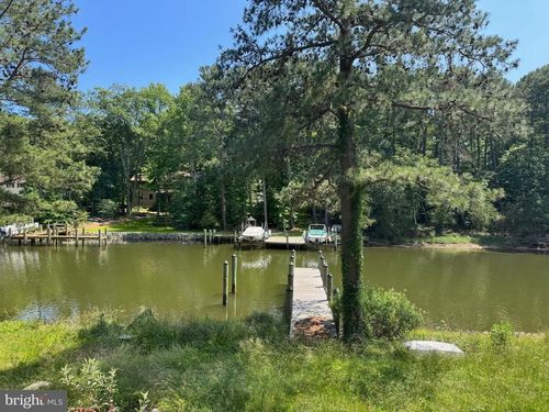 251 Cove Dr, LUSBY, MD, 20657-2708 | Card Image