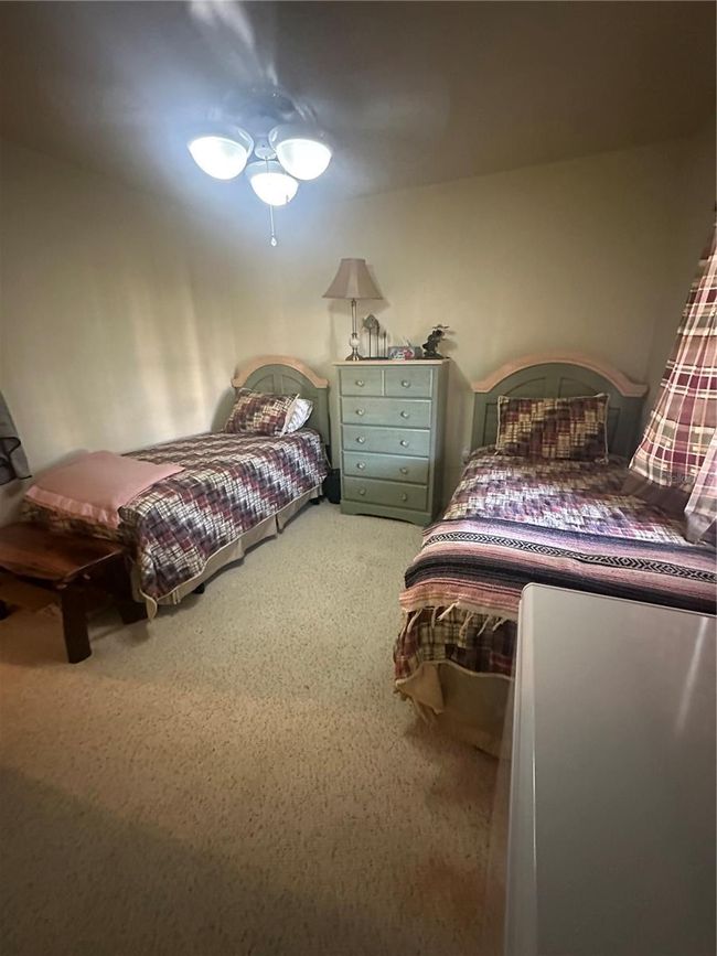 Guest or secondary bedroom | Image 8