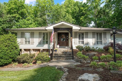 12200 Oakmont Cir, Knoxville, TN, 37934-3715 | Card Image