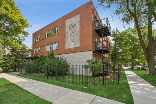 305-240 S Oak Park Ave, Oak Park, IL, 60302-3249 | Card Image