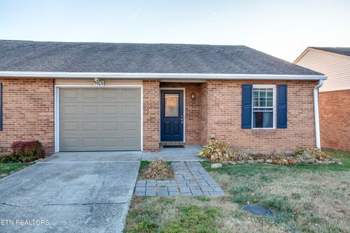 7925 Eldin Way, Powell, TN, 37849-5401 | Card Image