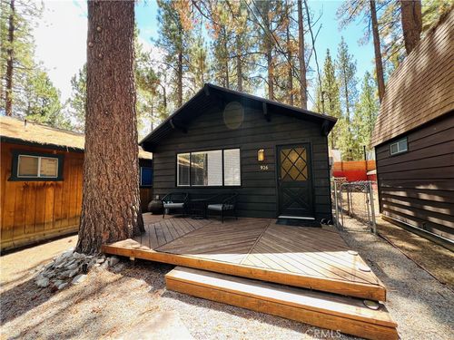 926 E Barker Blvd, Big Bear City, CA, 92314-9568 | Card Image