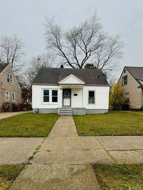 9637 Auburn St, Detroit, MI, 48228-1693 | Card Image