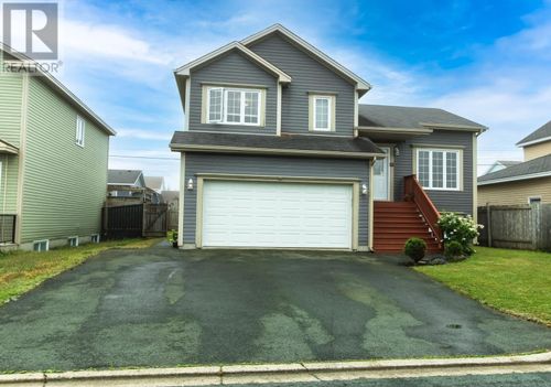 19 Mullingar Dr, Paradise, NL, A1L0K5 | Card Image