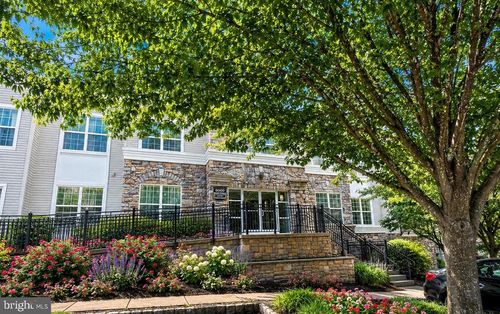 6204 Lydia Hollow Dr, GLEN MILLS, PA, 19342-1070 | Card Image