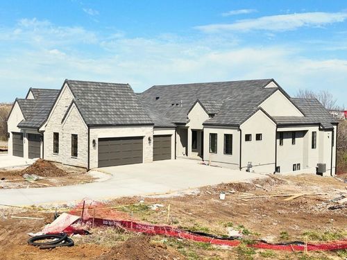 13751 Pembroke Cir, Leawood, KS, 66224 | Card Image