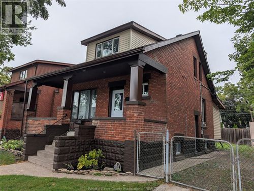 1108 Dougall Ave, Windsor, ON, N9A4R7 | Card Image