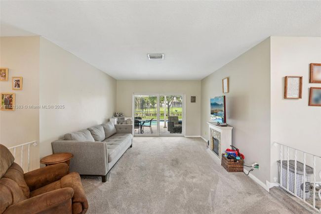1321 Nw 75 Th Ter, House other with 3 bedrooms, 2 bathrooms and null parking in Plantation FL | Image 4