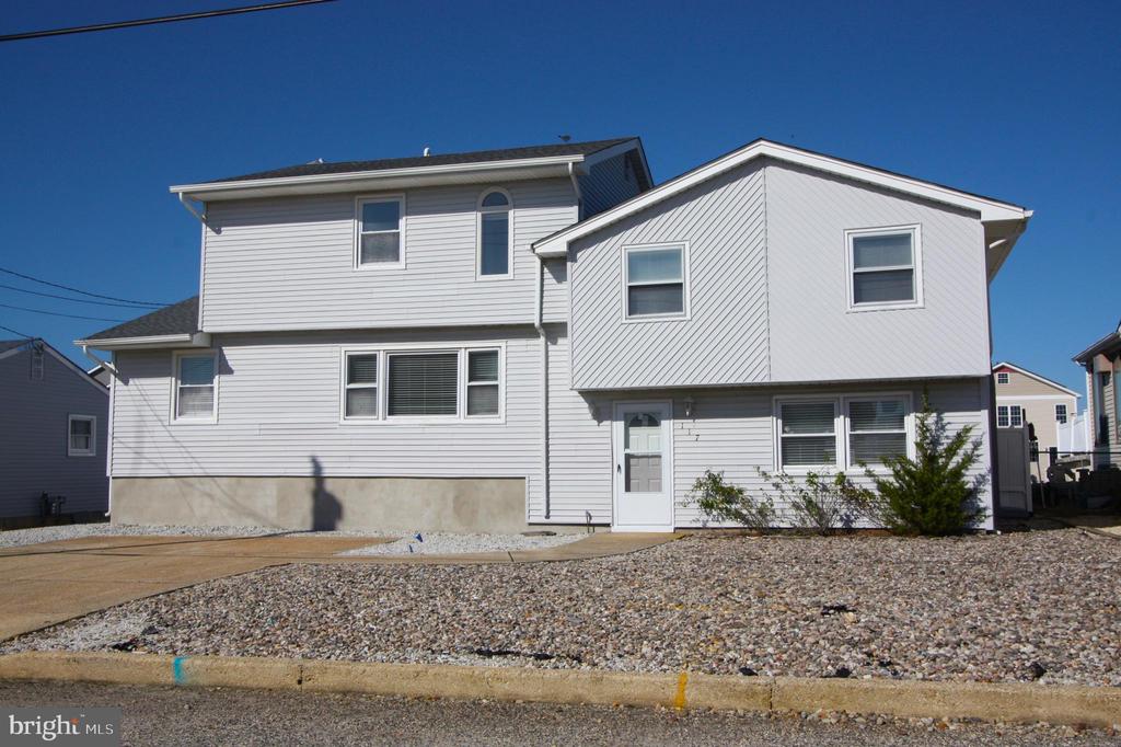 Raritan Dr, Little Egg Harbor Twp, NJ 08087
