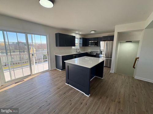 55 Fuzzy Tail Dr, RANSON, WV, 25438-4877 | Card Image