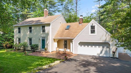 18 Banbury Dr, Westford, MA, 01886-3518 | Card Image