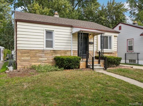 553 E Annabelle Ave, Hazel Park, MI, 48030-1253 | Card Image