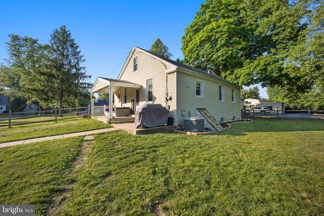 233 Edison Furlong Rd, House other with 3 bedrooms, 2 bathrooms and null parking in DOYLESTOWN PA | Image 4