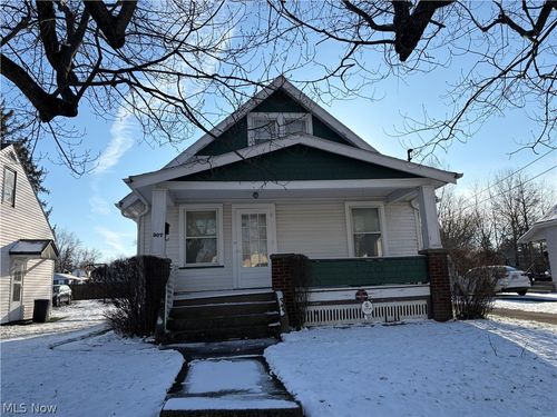 307 Peffer Ave, Niles, OH, 44446-3312 | Card Image