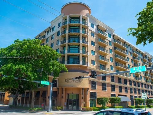 apt-711-3590 Coral Way, Miami, FL, 33145-3076 | Card Image