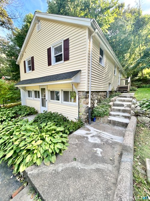 241 Cottage St, Monroe, CT, 06468-2932 | Card Image