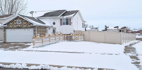 238 Pinewood Blvd, West Fargo, ND, 58078-1229 | Card Image
